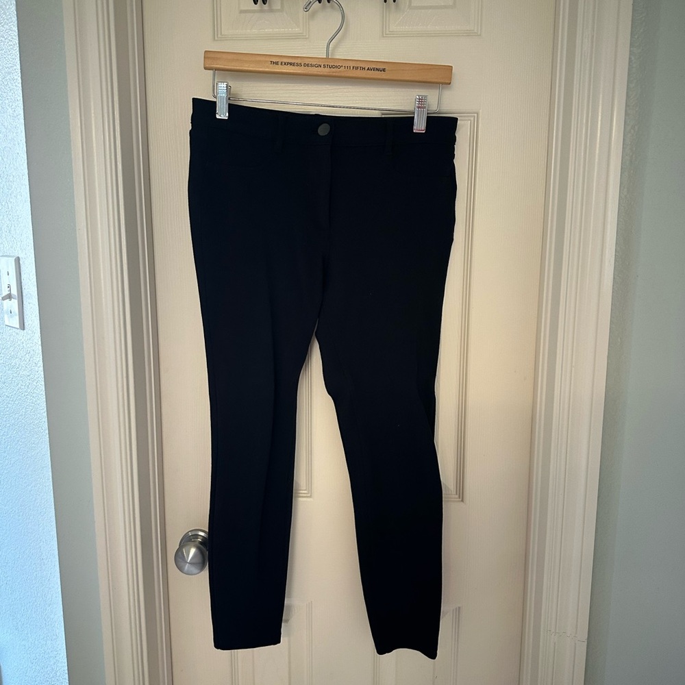 Loft Black Skinny Ponte Pants Size 6 Petite